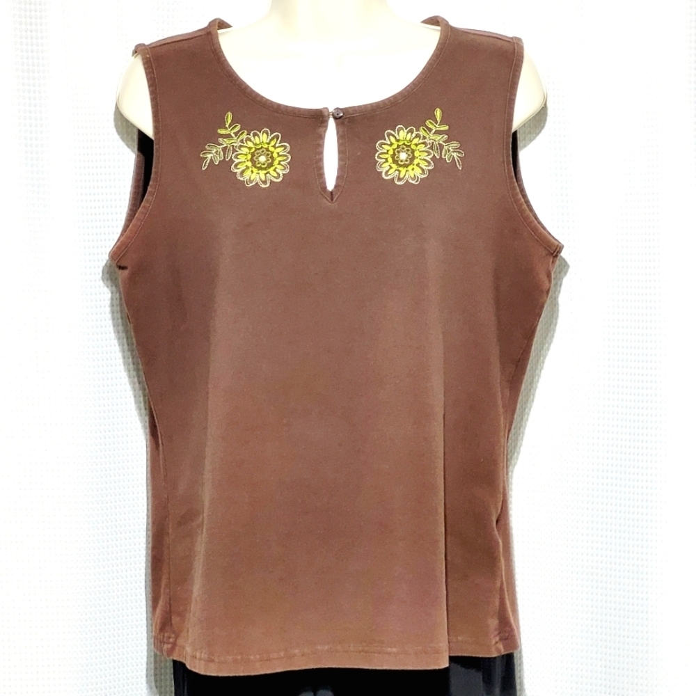 Classic Elements Embroidered Brown Tank (L)